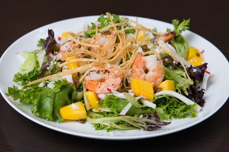 Fresh Mexican Food - Grilled Shrimp and Mango Salad
